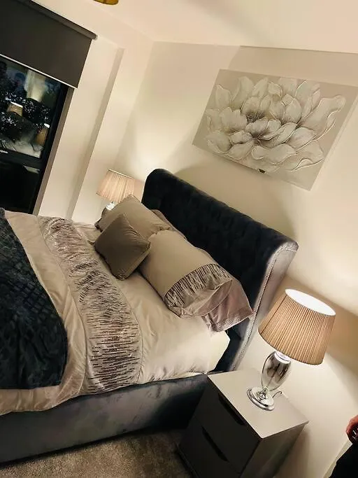 Manchester Lovely 2 Bedrooms Apartment Altrincham 0*,