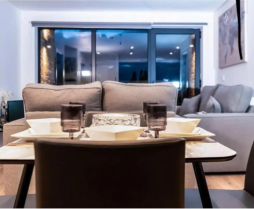 Manchester Lovely 2 Bedrooms Apartment Altrincham 0*,  United Kingdom