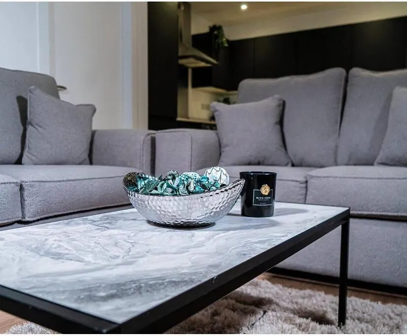 Manchester Lovely 2 Bedrooms Apartment Altrincham