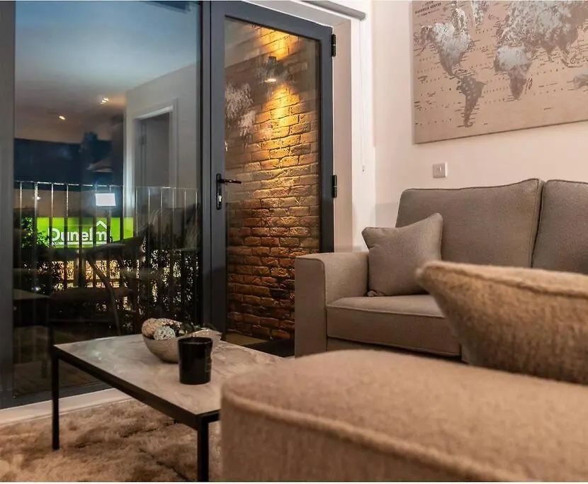 Manchester Lovely 2 Bedrooms Apartment Altrincham 0*,